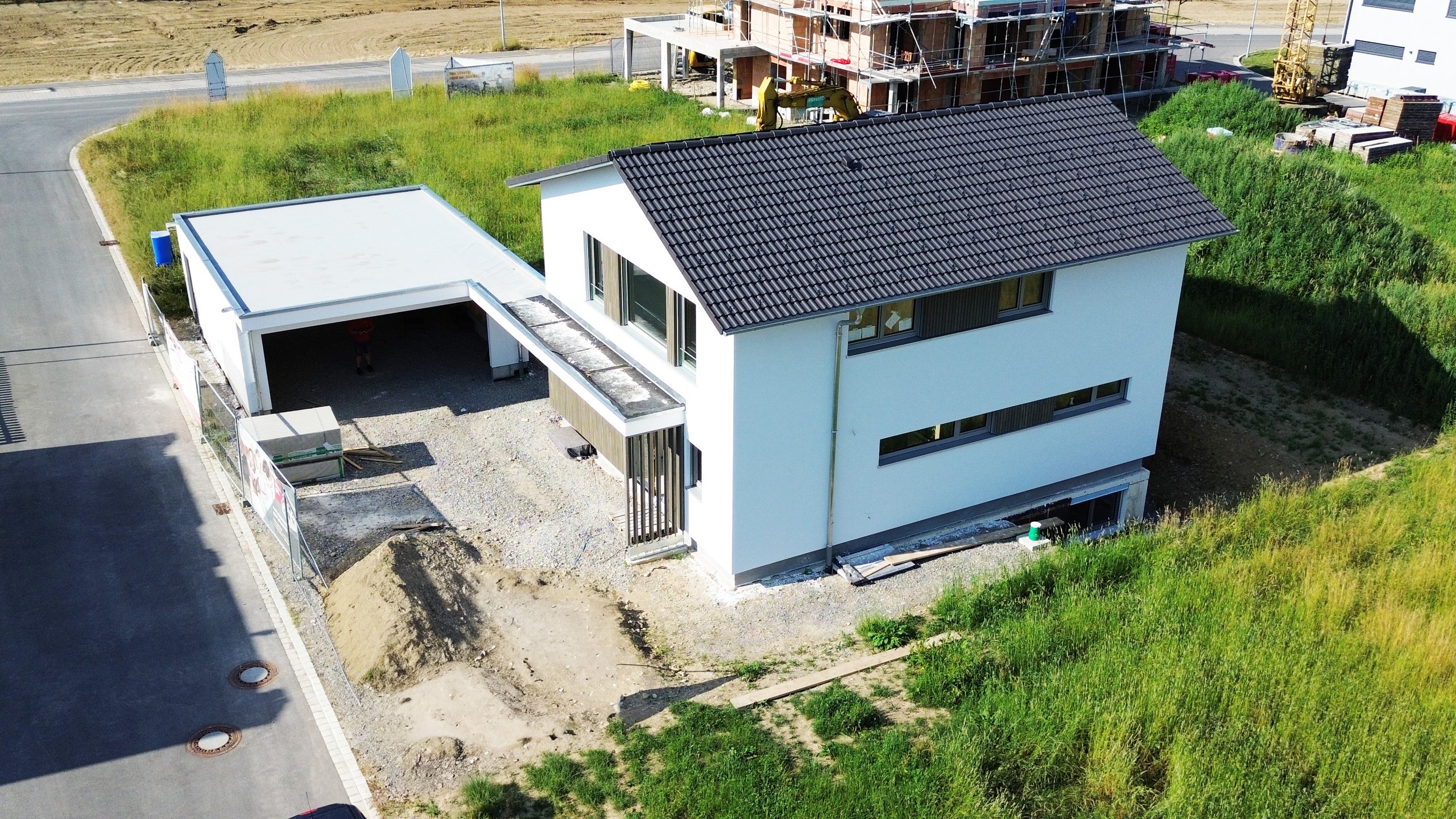 Baustellenbild Haus Familie Roggors Dronenansicht von oben